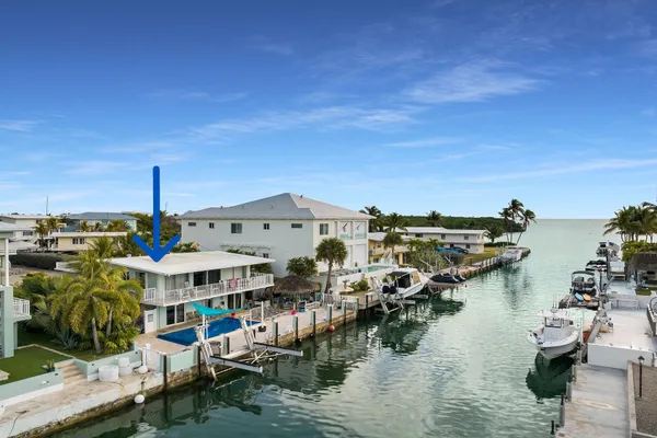a view of a lake with houses