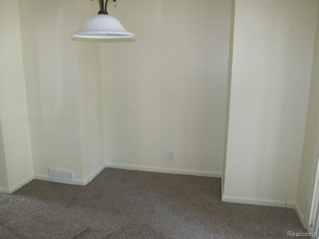 3111 Williams Street Inkster, MI 48141 - Photo 15 of 35 IMG_5676.jpg