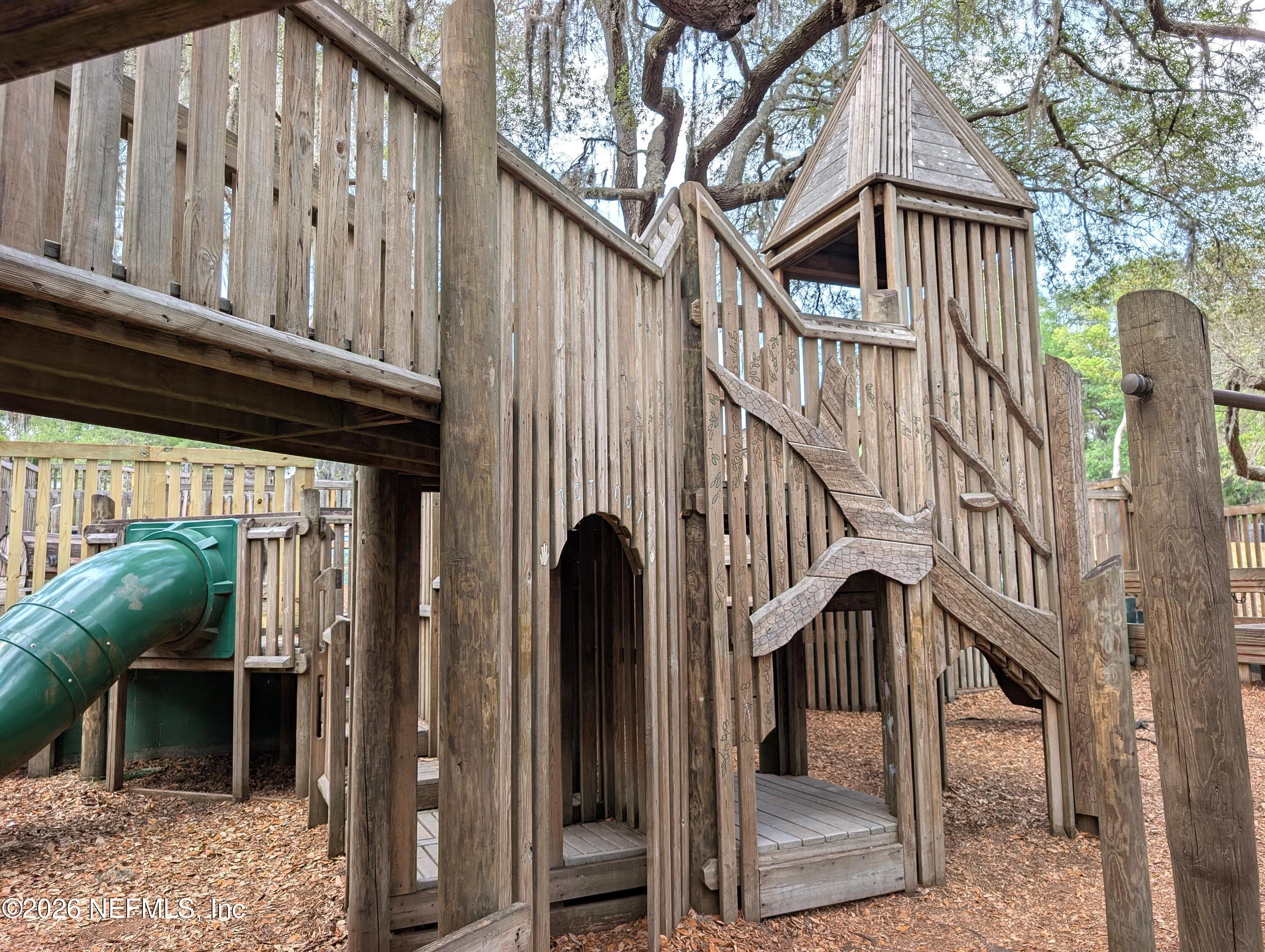 5750 Bitter Root Street Keystone Heights, FL 32656 - Photo 11 of 15 a view of entryway with wooden stairs