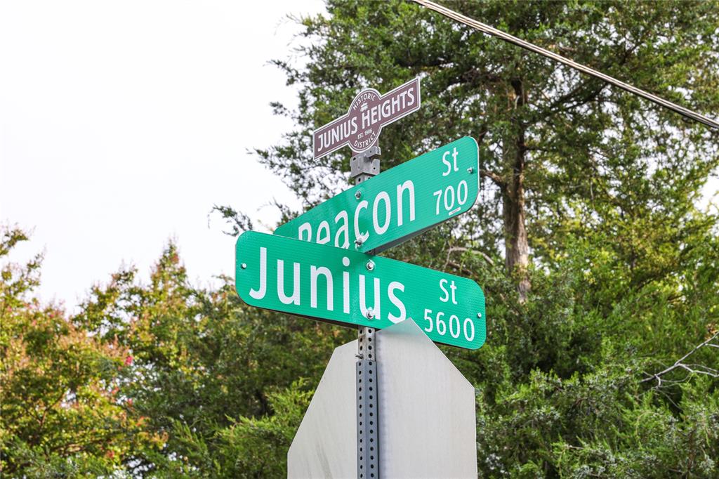 700 North Beacon Street Dallas, TX 75214 - Photo 4 of 13 a view of street sign