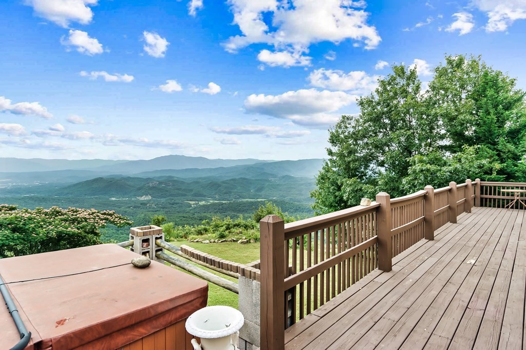 2773 East End Road Sevierville, TN 37876 - Photo 4 of 41 Gallery Image 4