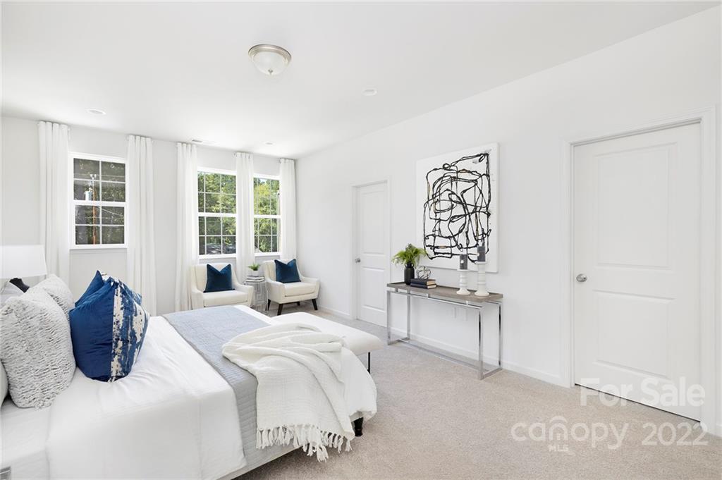 6932 Pear Tree Road Charlotte, NC 28216 - Photo 14 of 23 Gallery Image 14