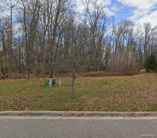 $55,000 | Unit 52 Edgewood Drive, Grand Blanc, MI 48439