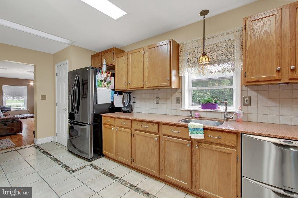 249 Walnut Garden Road Rising Sun, MD 21911 - Photo 7 of 28 Kitchen has Heated Ceramic Tiled Flooring-SO NICE!