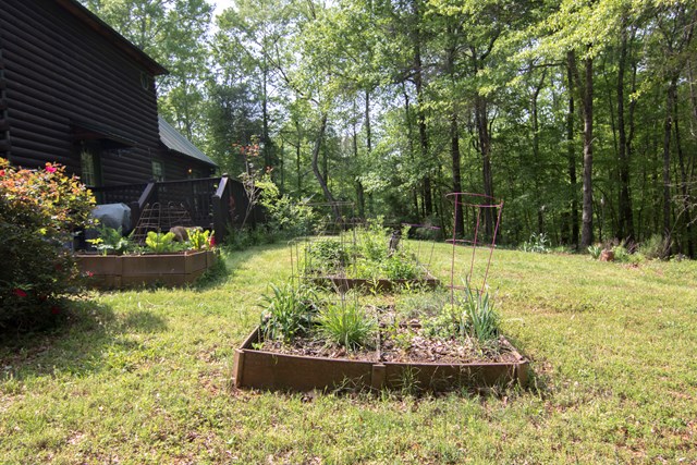 500 Mountain Shadows Road Hamilton, GA 31811 - Photo 23 of 30 garden area