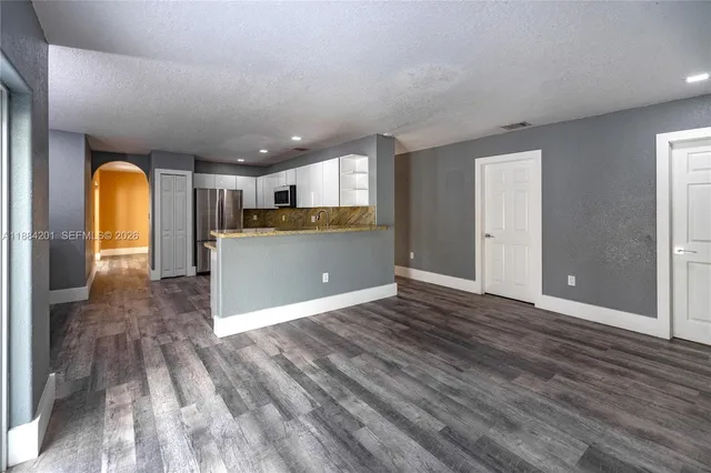 $769,900 | 15981 Southwest 54th Terrace, Miami, FL 33185