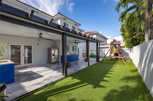 $769,900 | 15981 Southwest 54th Terrace, Miami, FL 33185