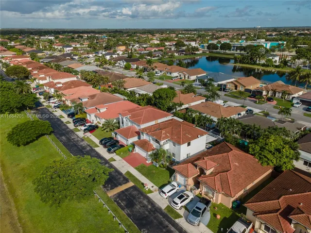 $769,900 | 15981 Southwest 54th Terrace, Miami, FL 33185