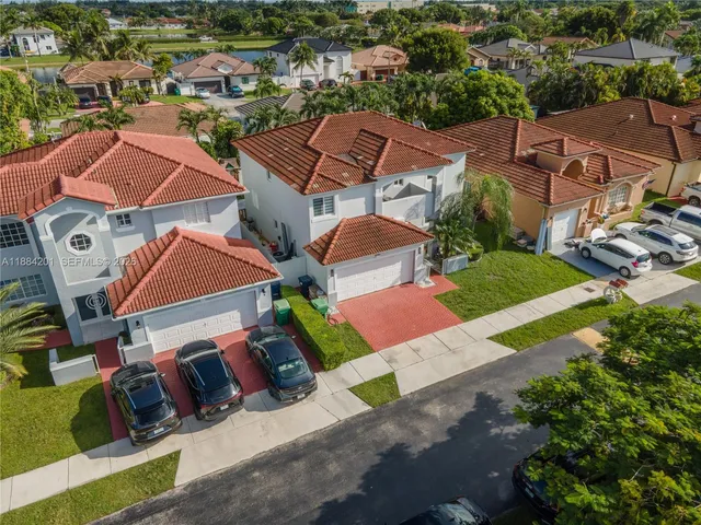 $769,900 | 15981 Southwest 54th Terrace, Miami, FL 33185