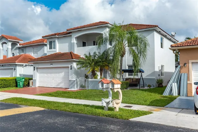 $769,900 | 15981 Southwest 54th Terrace, Miami, FL 33185