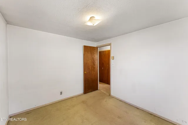 $369,900 | 10816 Sonja Drive, Knoxville, TN 37934