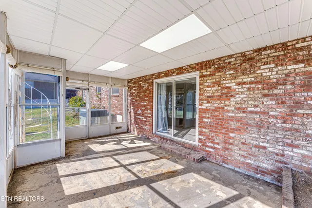 $369,900 | 10816 Sonja Drive, Knoxville, TN 37934