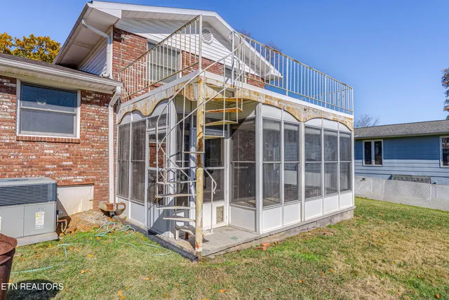 $369,900 | 10816 Sonja Drive, Knoxville, TN 37934