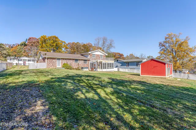 $369,900 | 10816 Sonja Drive, Knoxville, TN 37934