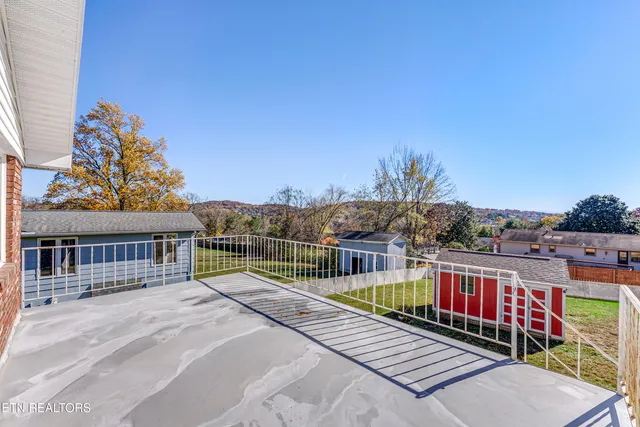 $369,900 | 10816 Sonja Drive, Knoxville, TN 37934