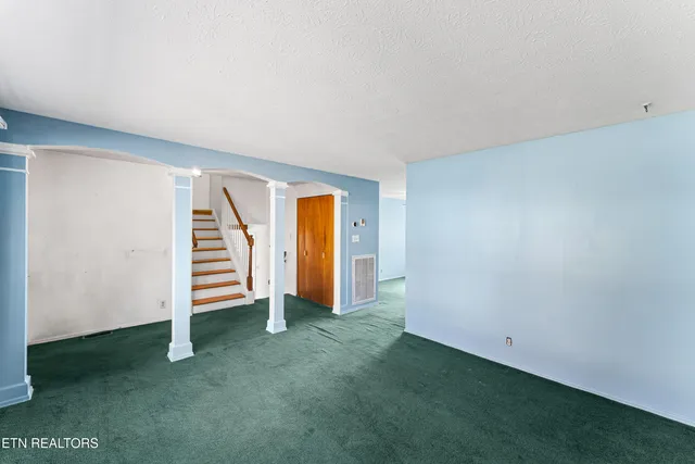 $369,900 | 10816 Sonja Drive, Knoxville, TN 37934