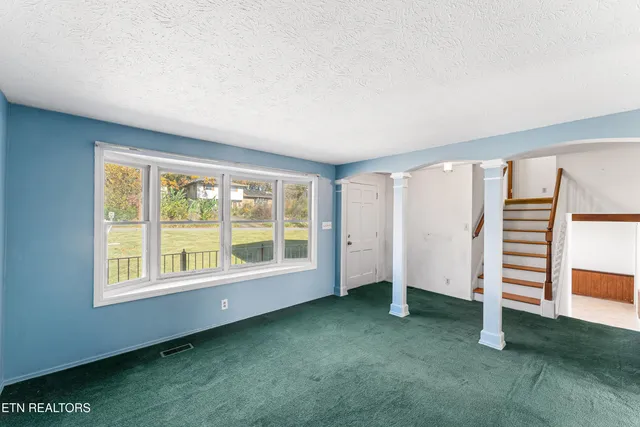 $369,900 | 10816 Sonja Drive, Knoxville, TN 37934