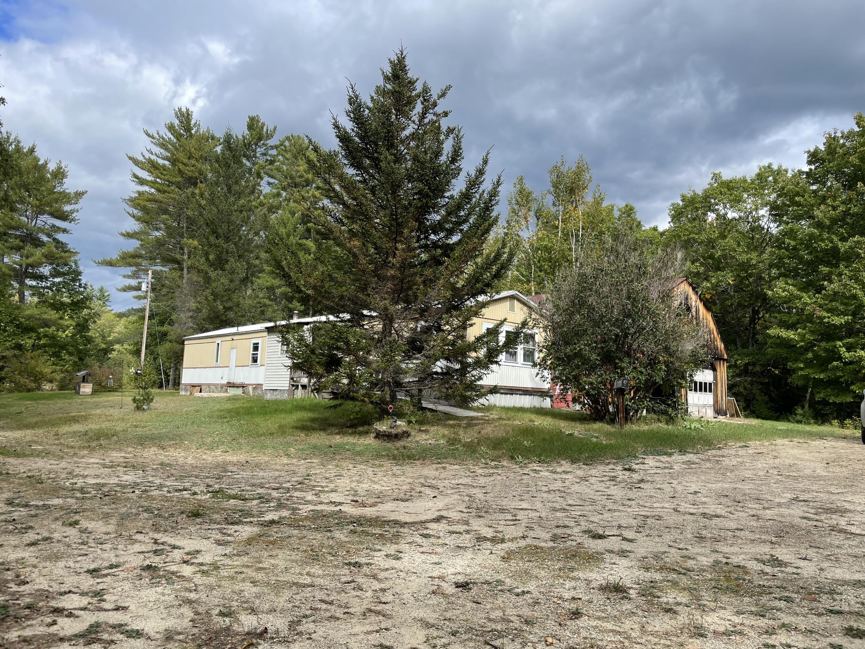 32 Hapgood Road Harrison, ME 04040 - Photo 2 of 37 14 X 70 Single Wide w/ addition