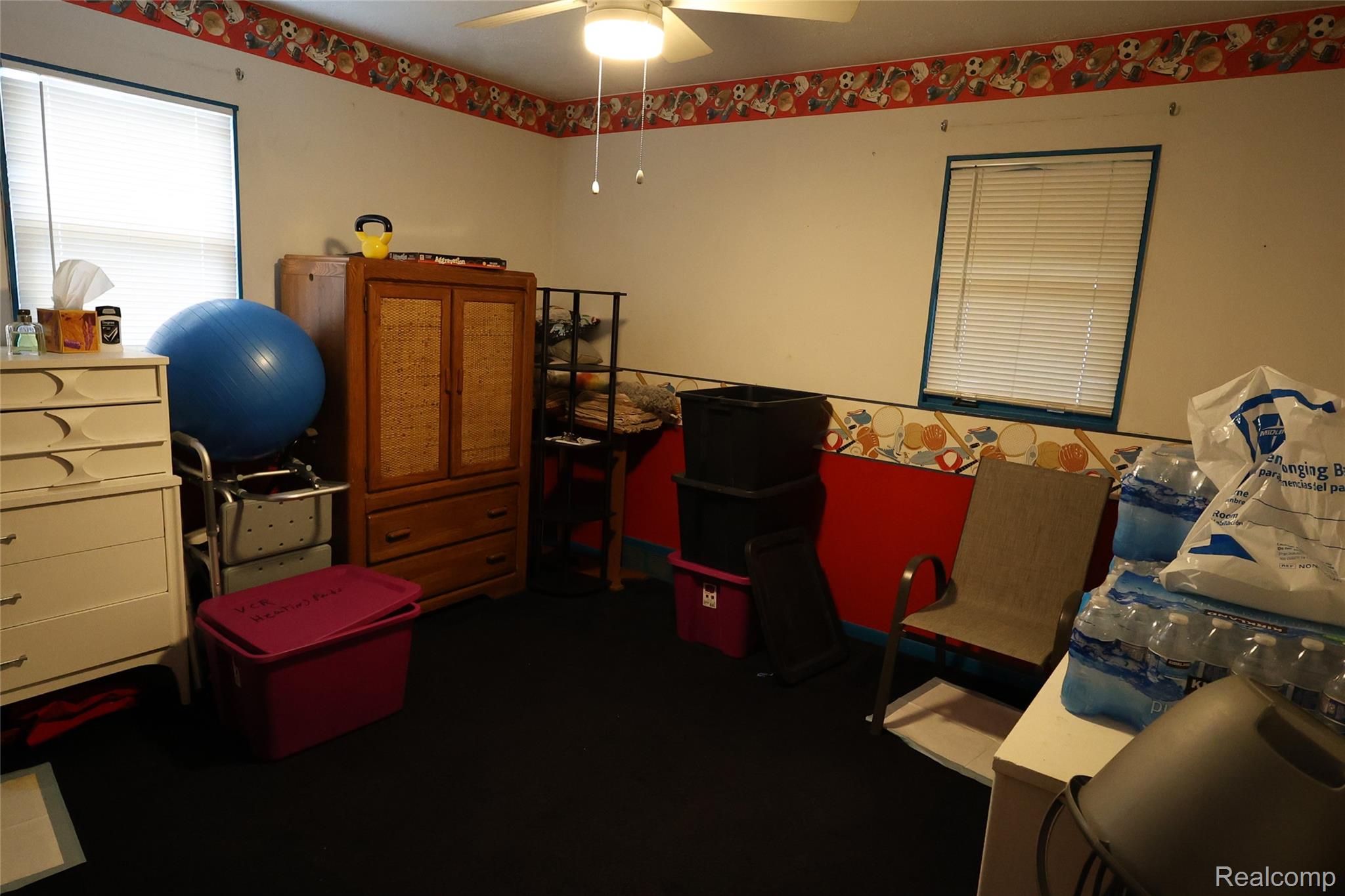 26140 Hayes Road Roseville, MI 48066 - Photo 13 of 21 IMG_4778.JPG