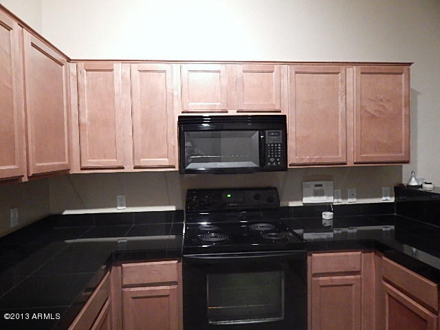 2150 East Bell Road, Unit 1161 Phoenix, AZ 85022 - Photo 8 of 26 133rd-bell-holly-estrellavista 149