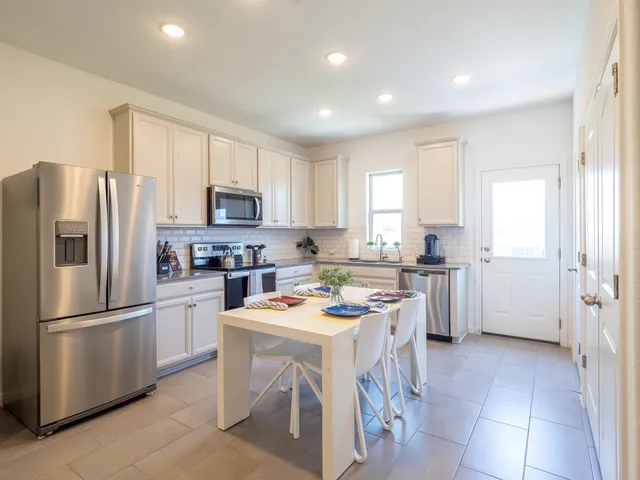 $2,600 | 13019 Tarland Street, Austin, TX 78754