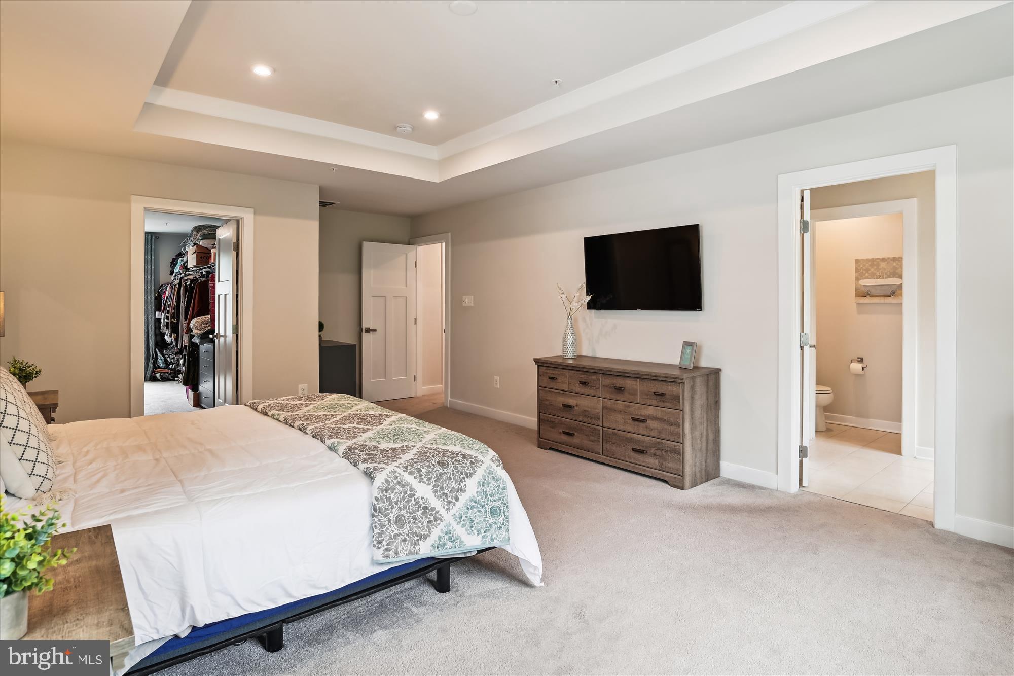 1279 Upper Patuxent Ridge Road Odenton, MD 21113 - Photo 41 of 107 HUGE WALK-IN CLOSET