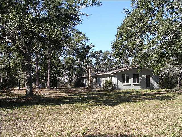 1842 Collinsworth Road Milton, FL 32583 - Photo 12 of 18 Gallery Image 12