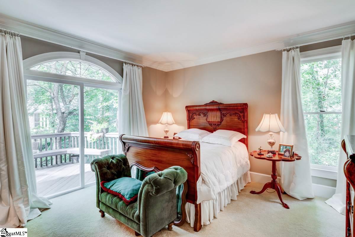 446 Henderson Road Greenville, SC 29607 - Photo 29 of 36