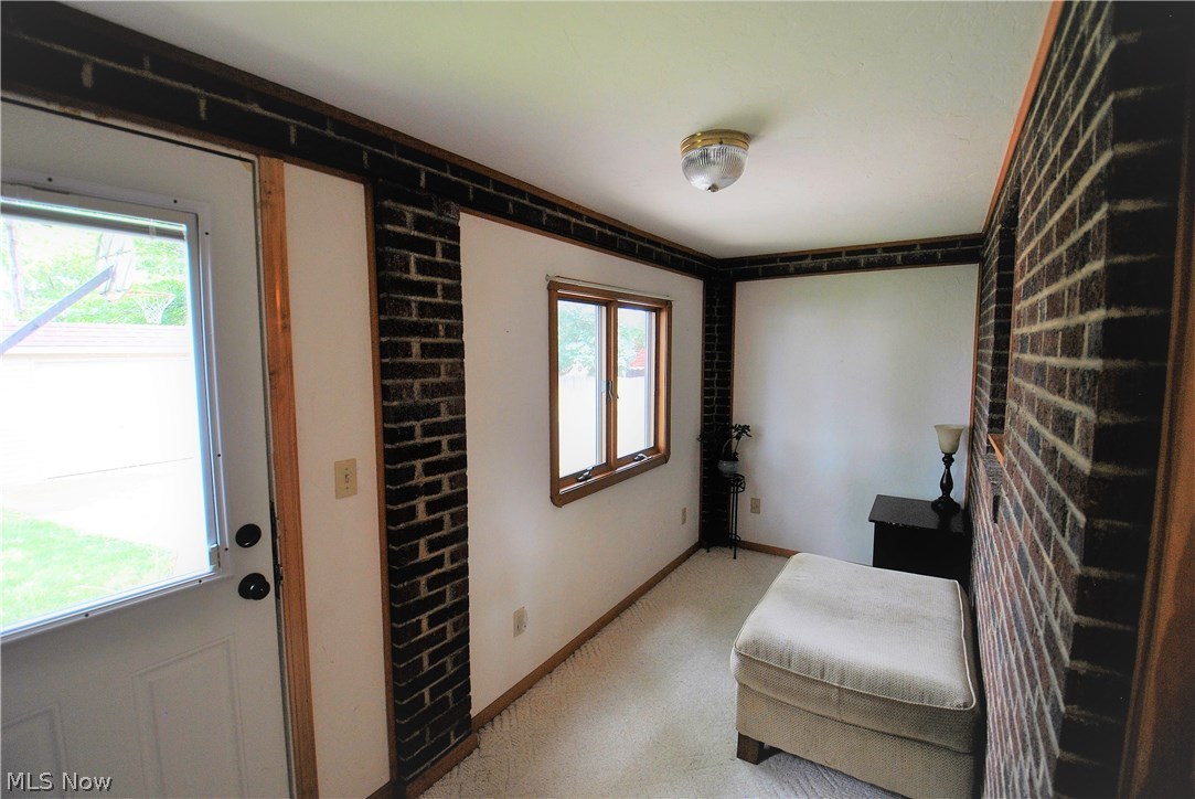 6902 Ackley Road Parma, OH 44129 - Photo 22 of 28