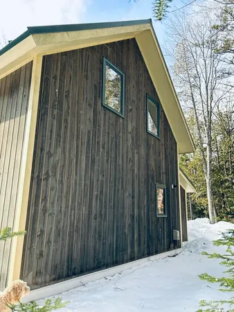 $550,000 | 1021 Johnsons Circle, Carrabassett Valley, ME 04947