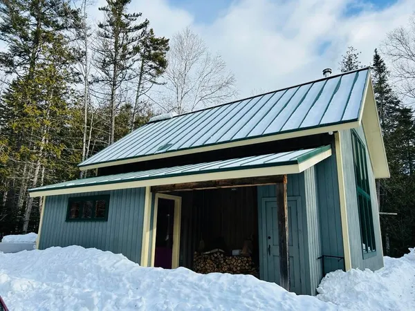$550,000 | 1021 Johnsons Circle, Carrabassett Valley, ME 04947