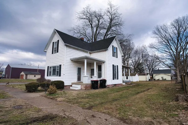 $129,900 | 230 Pearl Street, Mount Vernon, IN 47620