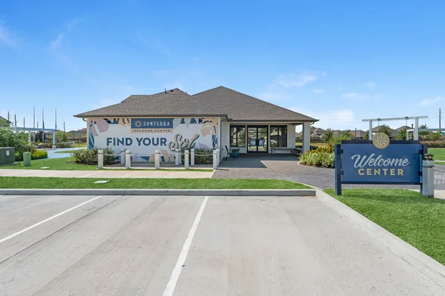 $466,015 | 2061 Sunflower View Street, Brookshire, TX 77423