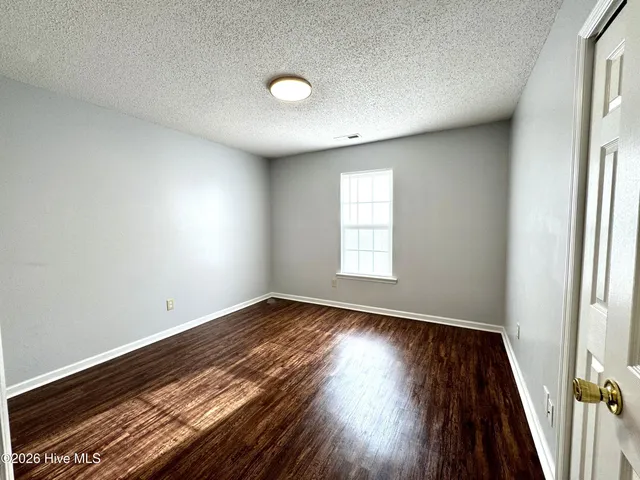 $1,300 | 1141 Pueblo Drive, Jacksonville, NC 28546