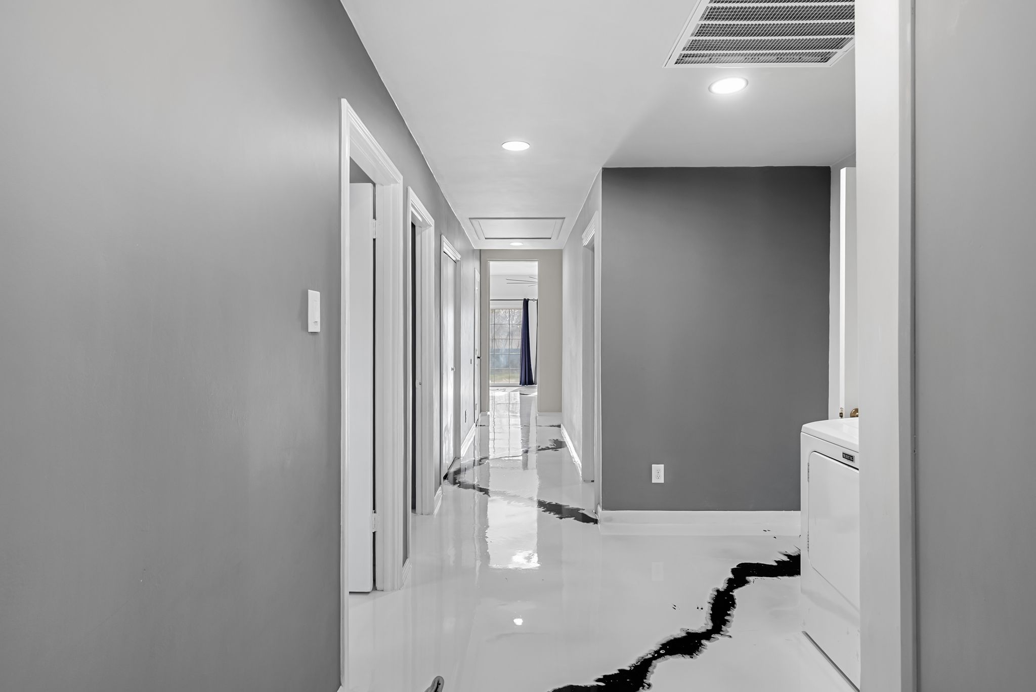 2201 Teri Road Austin, TX 78744 - Photo 9 of 37 a view of a hallway with entryway