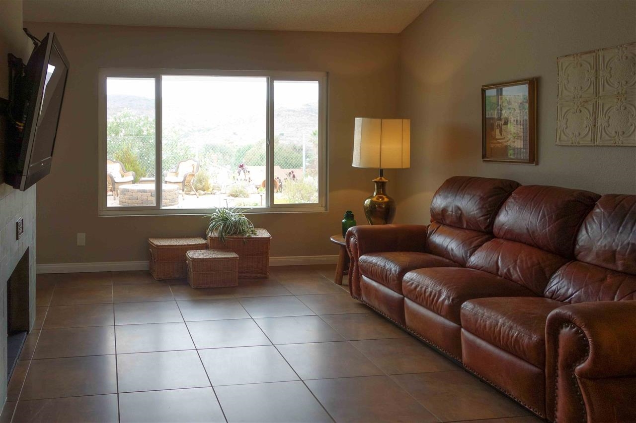 10460 Cadwell Road Santee, CA 92071 - Photo 6 of 24