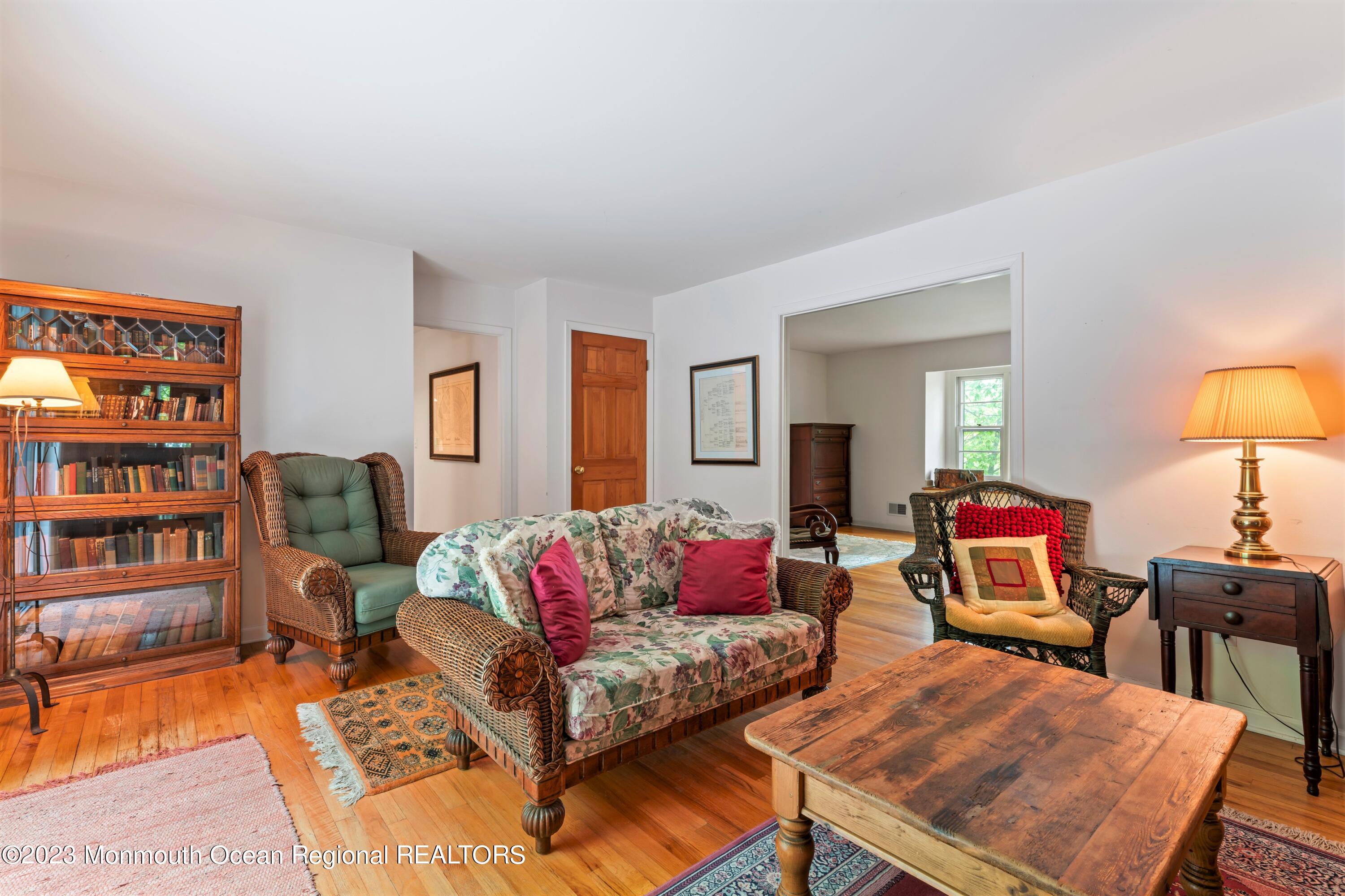 32 Borden Road Middletown, NJ 07748 - Photo 17 of 50 Den 3
