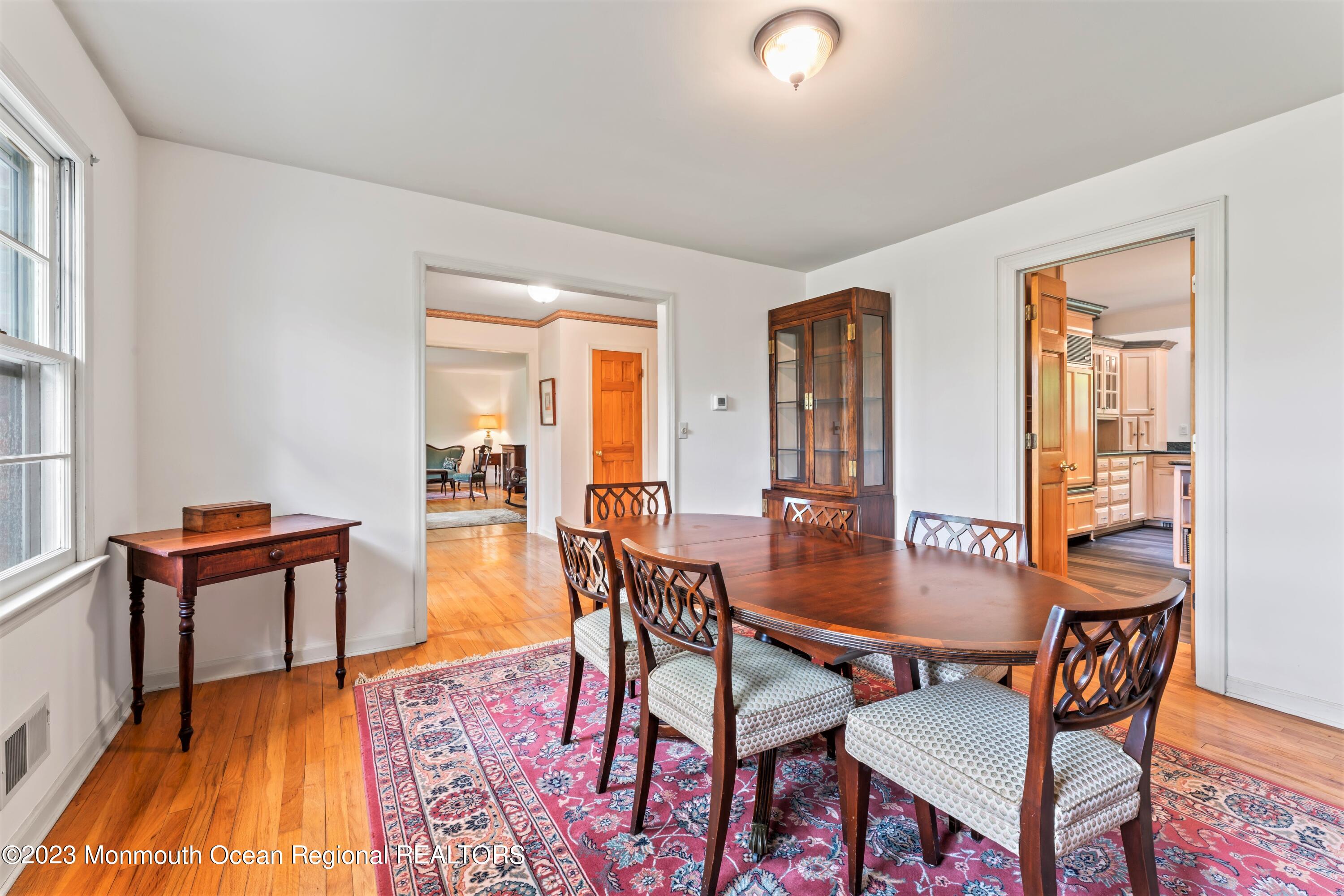 32 Borden Road Middletown, NJ 07748 - Photo 7 of 50 Dining Room