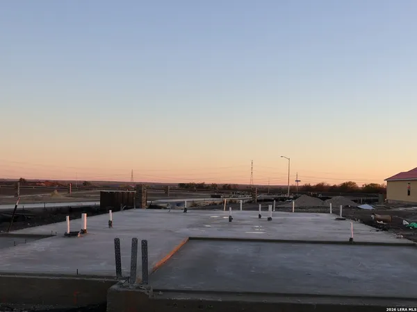 $304,990 | 4802 Rio Ruidoso, Von Ormy, TX 78073