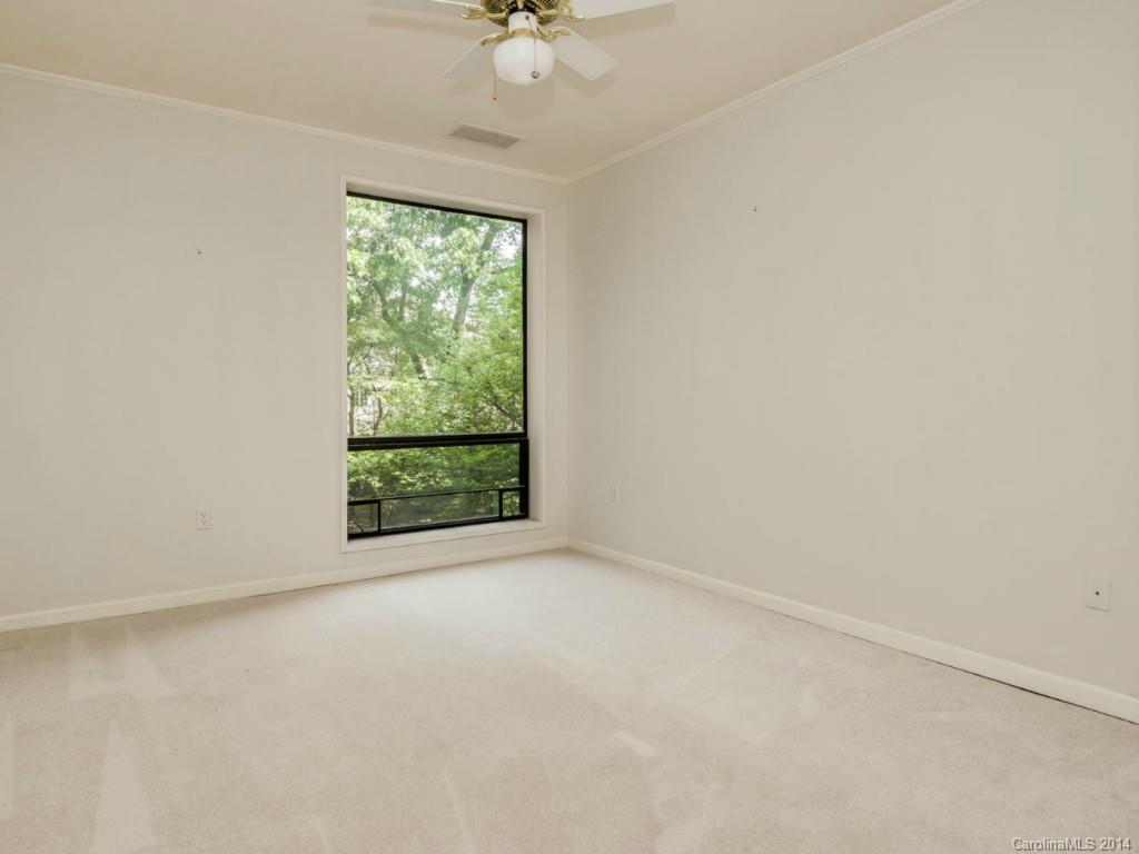 920 Cherokee Road, Unit D2 Charlotte, NC 28207 - Photo 13 of 20 Gallery Image 13