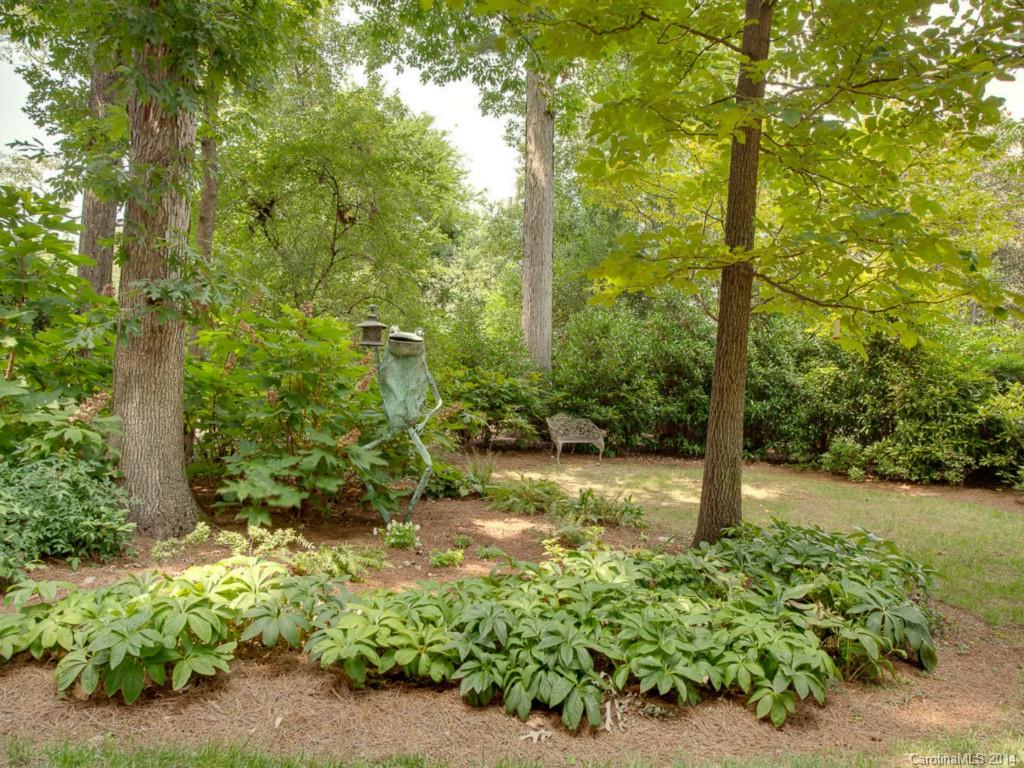 920 Cherokee Road, Unit D2 Charlotte, NC 28207 - Photo 15 of 20 Gallery Image 15