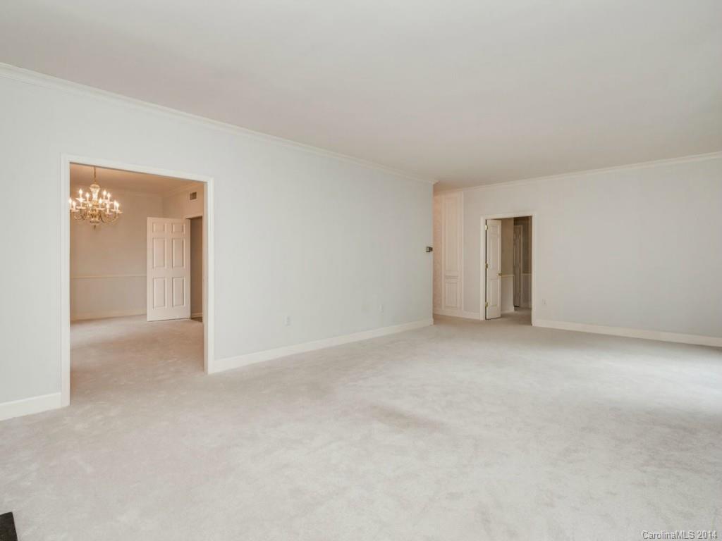 920 Cherokee Road, Unit D2 Charlotte, NC 28207 - Photo 7 of 20 Gallery Image 7