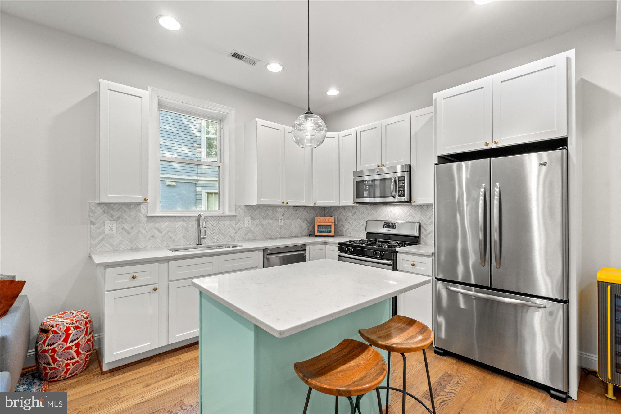 907 Webster Street Northwest, Unit 2 Washington, DC 20011 - Photo 5 of 22 Beautifully updated kitchen