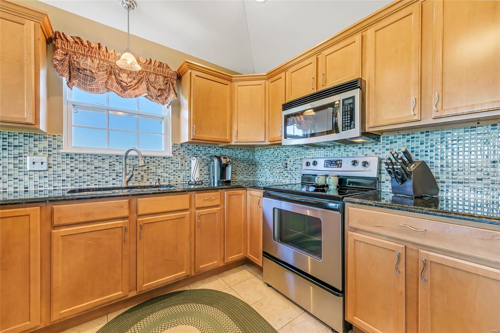 339 Independence Avenue Waterloo, IL 62298 - Photo 14 of 40 Gallery Image 14