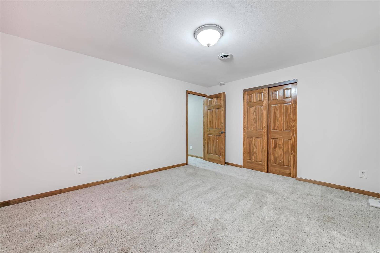 339 Independence Avenue Waterloo, IL 62298 - Photo 34 of 40 Gallery Image 34