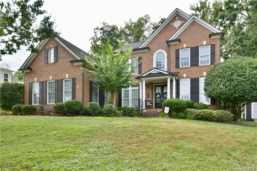 329 Chancelot Lane Fort Mill, SC 29708 - Photo 1 of 47 Gallery Image 1