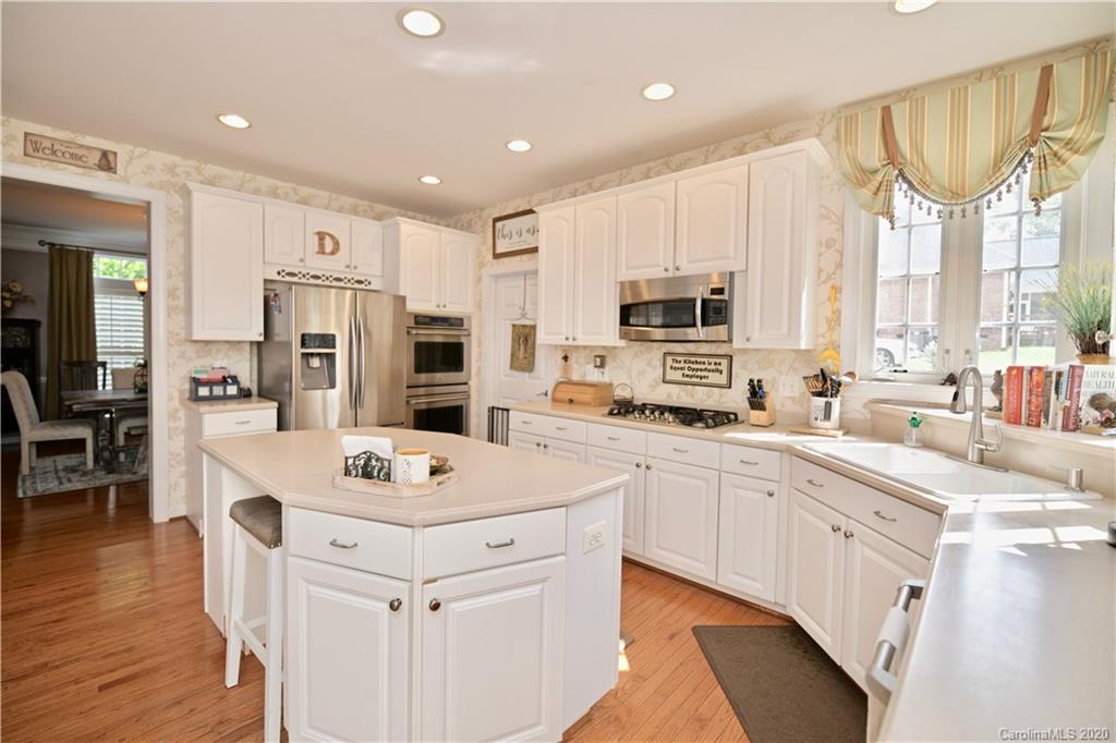 329 Chancelot Lane Fort Mill, SC 29708 - Photo 13 of 47 Gallery Image 13