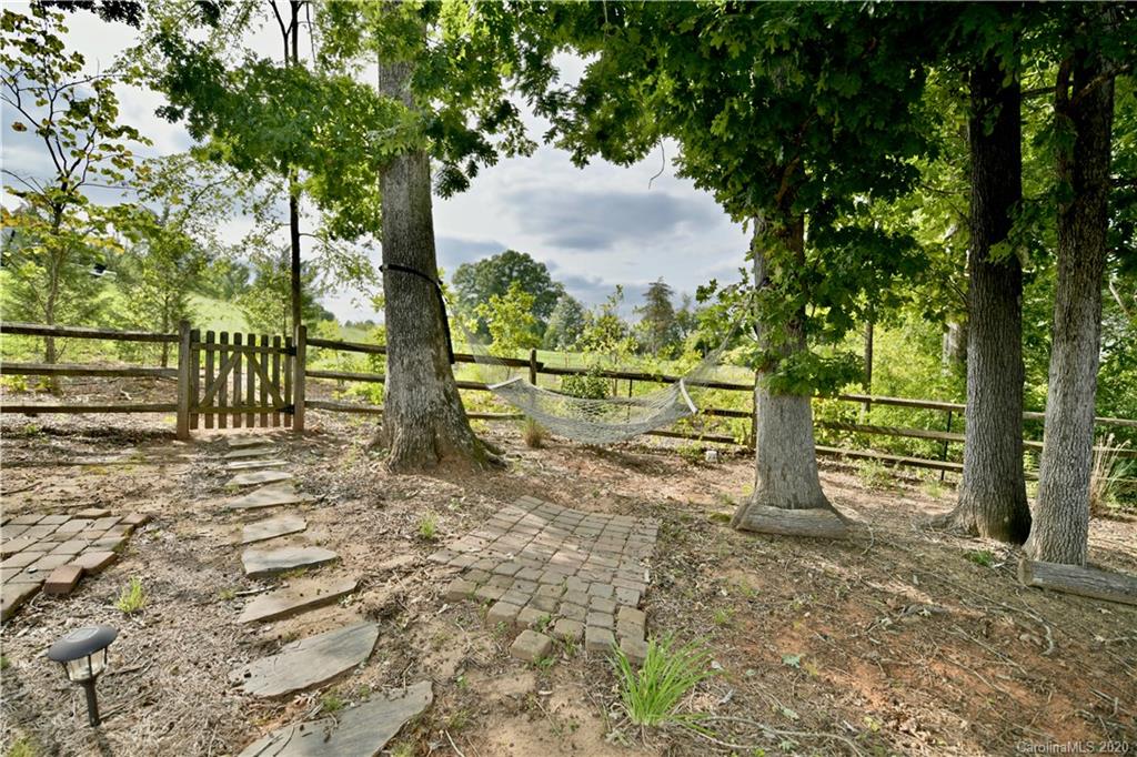329 Chancelot Lane Fort Mill, SC 29708 - Photo 44 of 47 Gallery Image 44