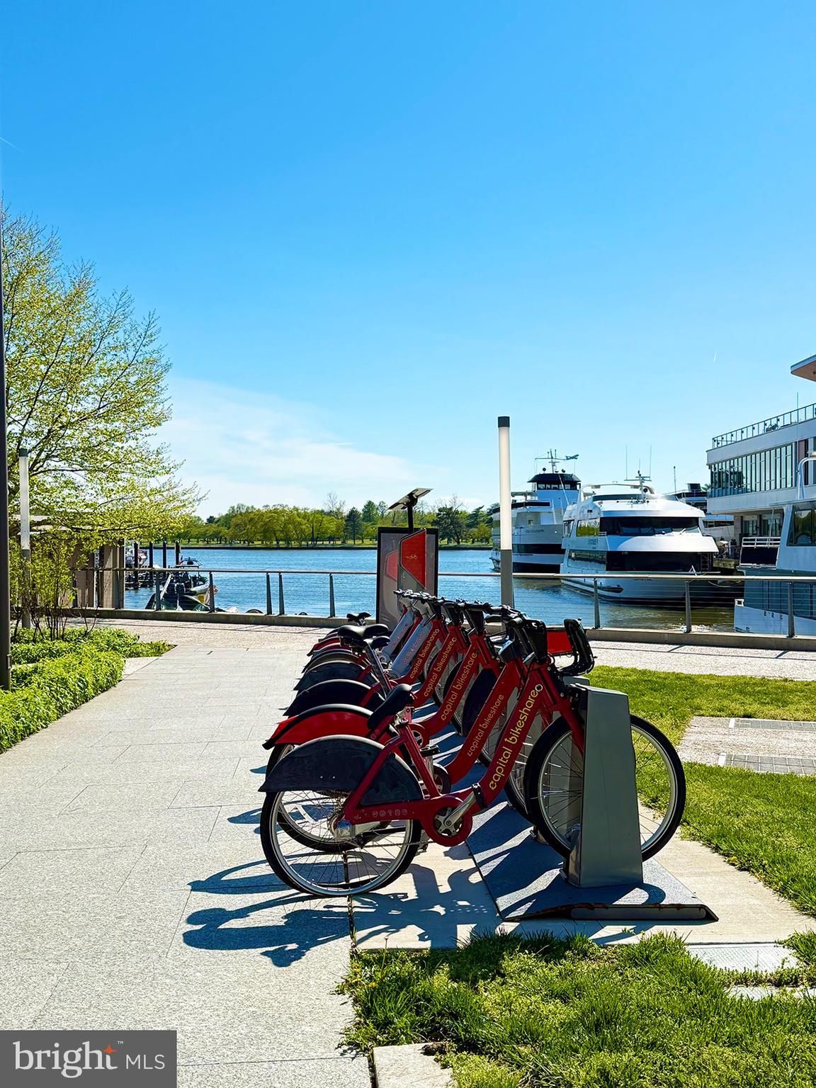 1245 4th Street Southwest, Unit E800 Washington, DC 20024 - Photo 15 of 24