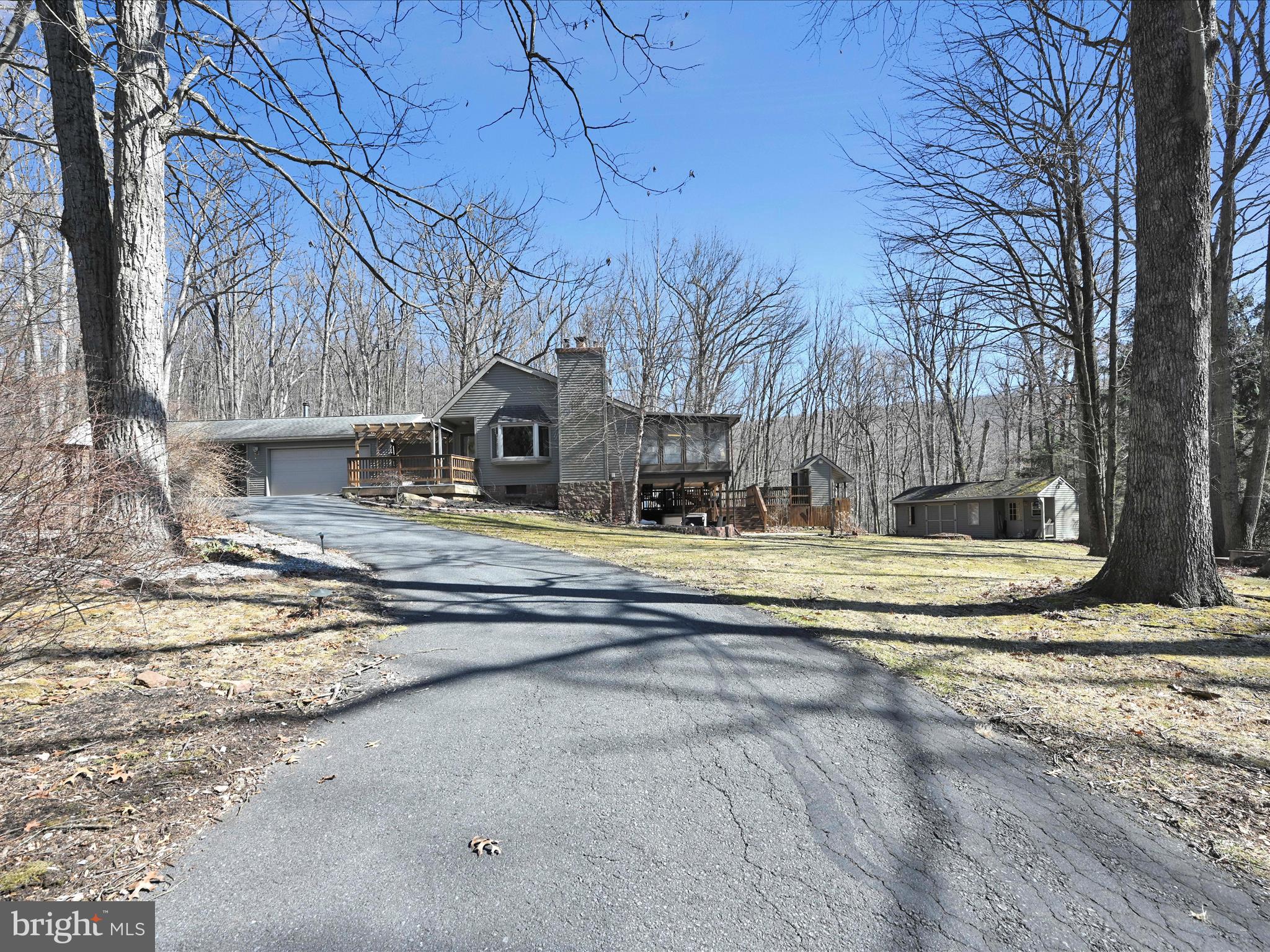 82 Fox Road Newmanstown, PA 17073 - Photo 40 of 52 Driveway